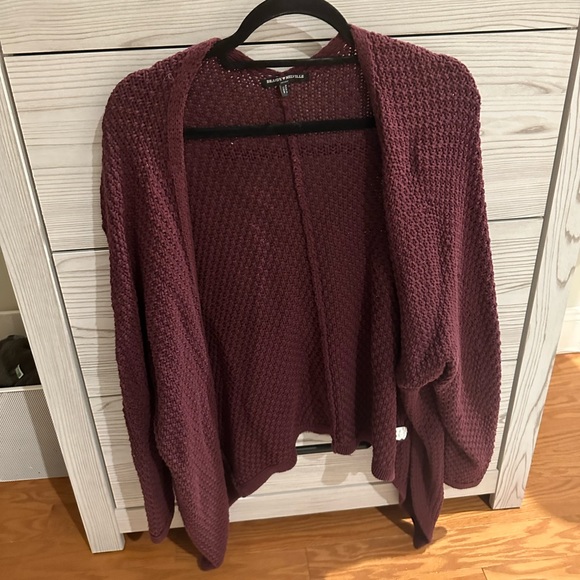 Brandy Melville Cardigan - Picture 2 of 3